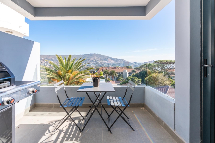 To Let 2 Bedroom Property for Rent in Vredehoek Western Cape